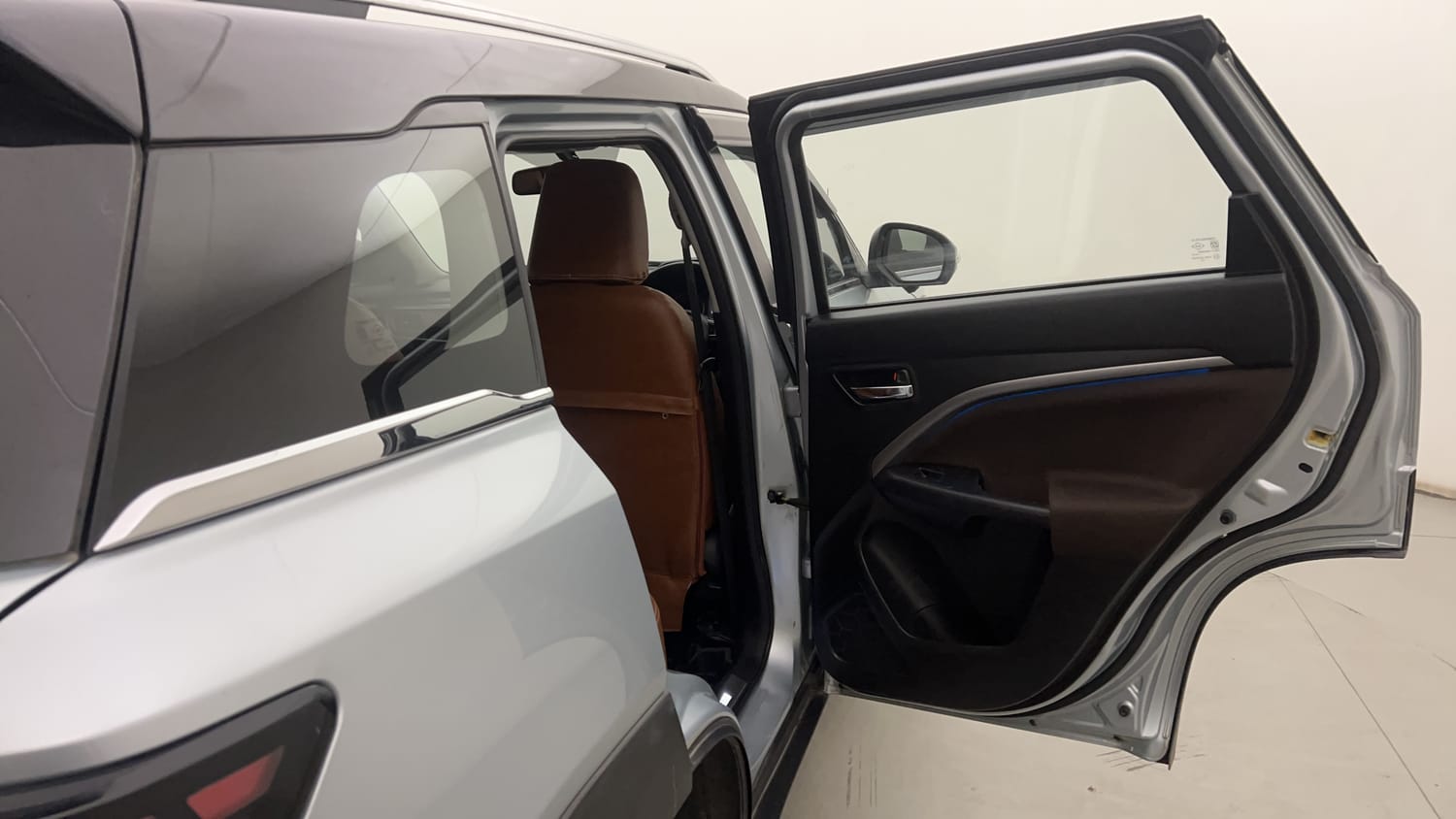 Used 2022 Maruti Suzuki Brezza Zxi Plus Dual Tone Petrol Manual interior RIGHT REAR DOOR OPEN VIEW