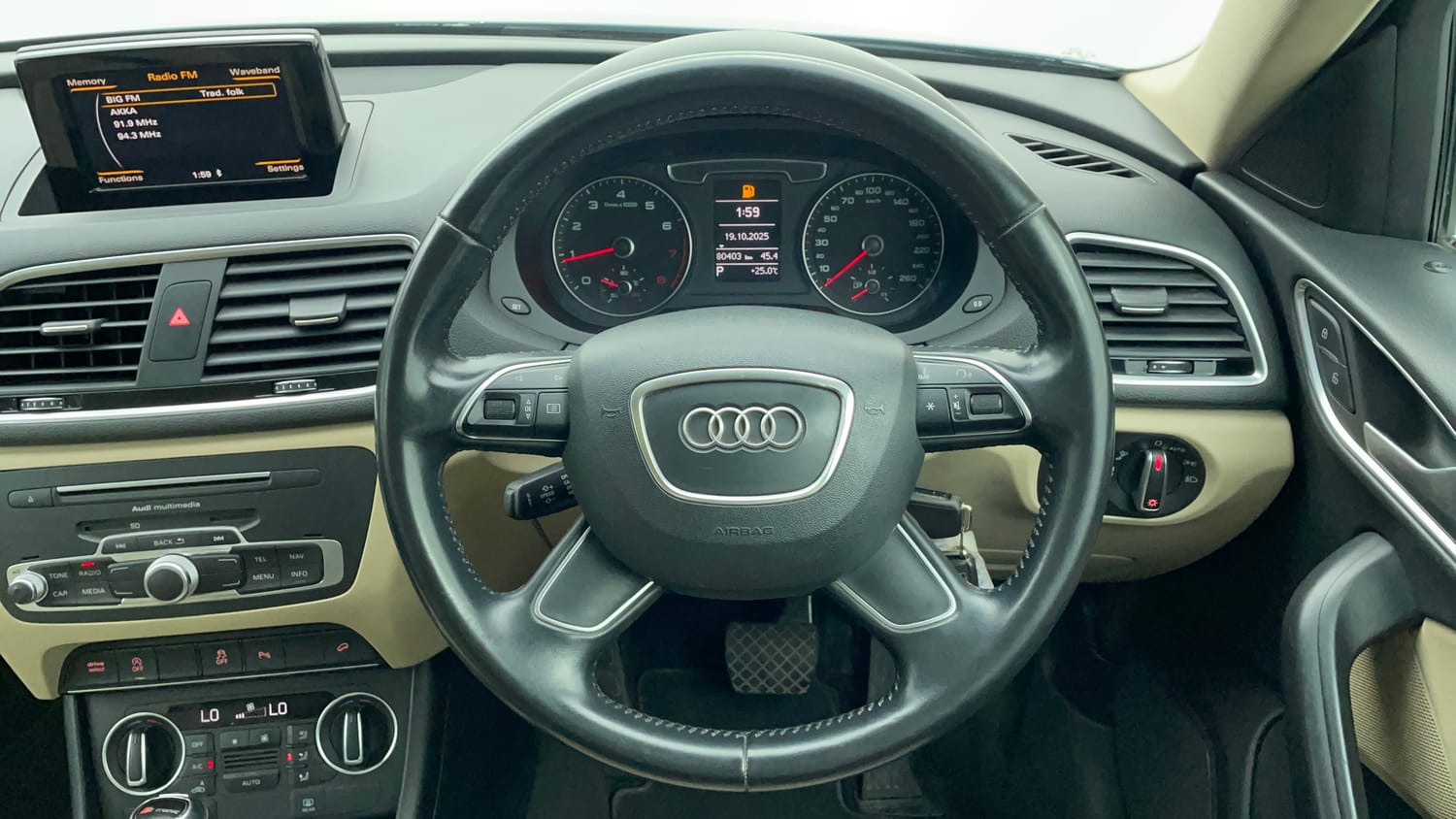 Used 2018 Audi Q3 30 TFSI Premium Petrol Automatic interior STEERING VIEW