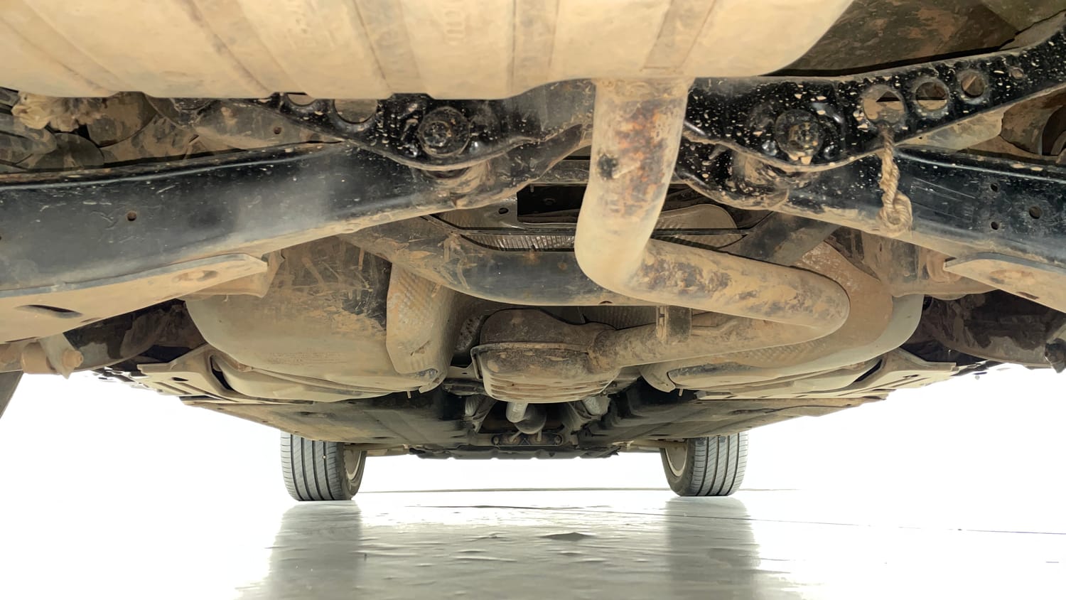 Used 2018 Audi Q3 30 TFSI Premium Petrol Automatic extra REAR UNDERBODY VIEW (TAKEN FROM REAR)