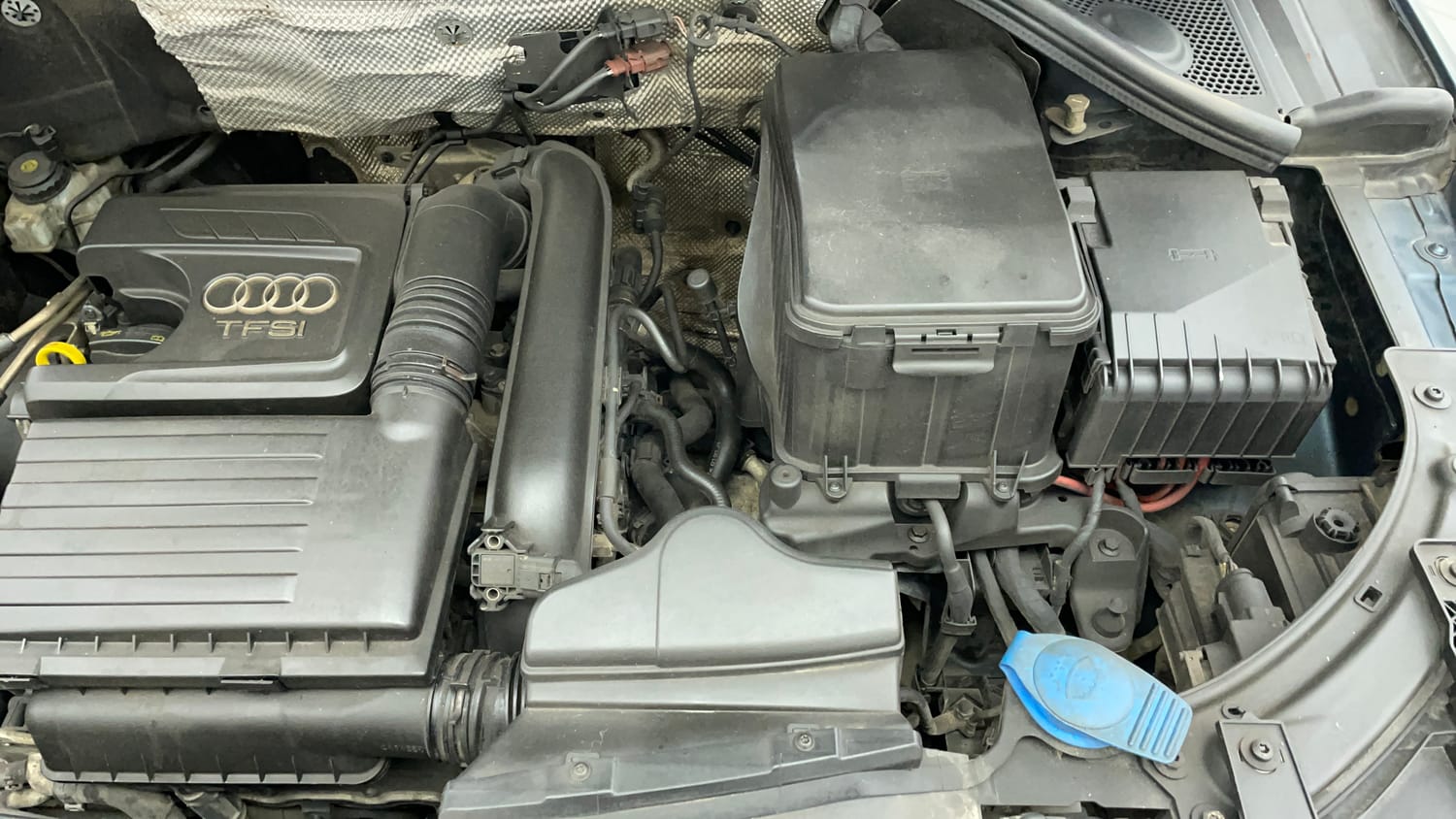 Used 2018 Audi Q3 30 TFSI Premium Petrol Automatic engine ENGINE LEFT SIDE VIEW