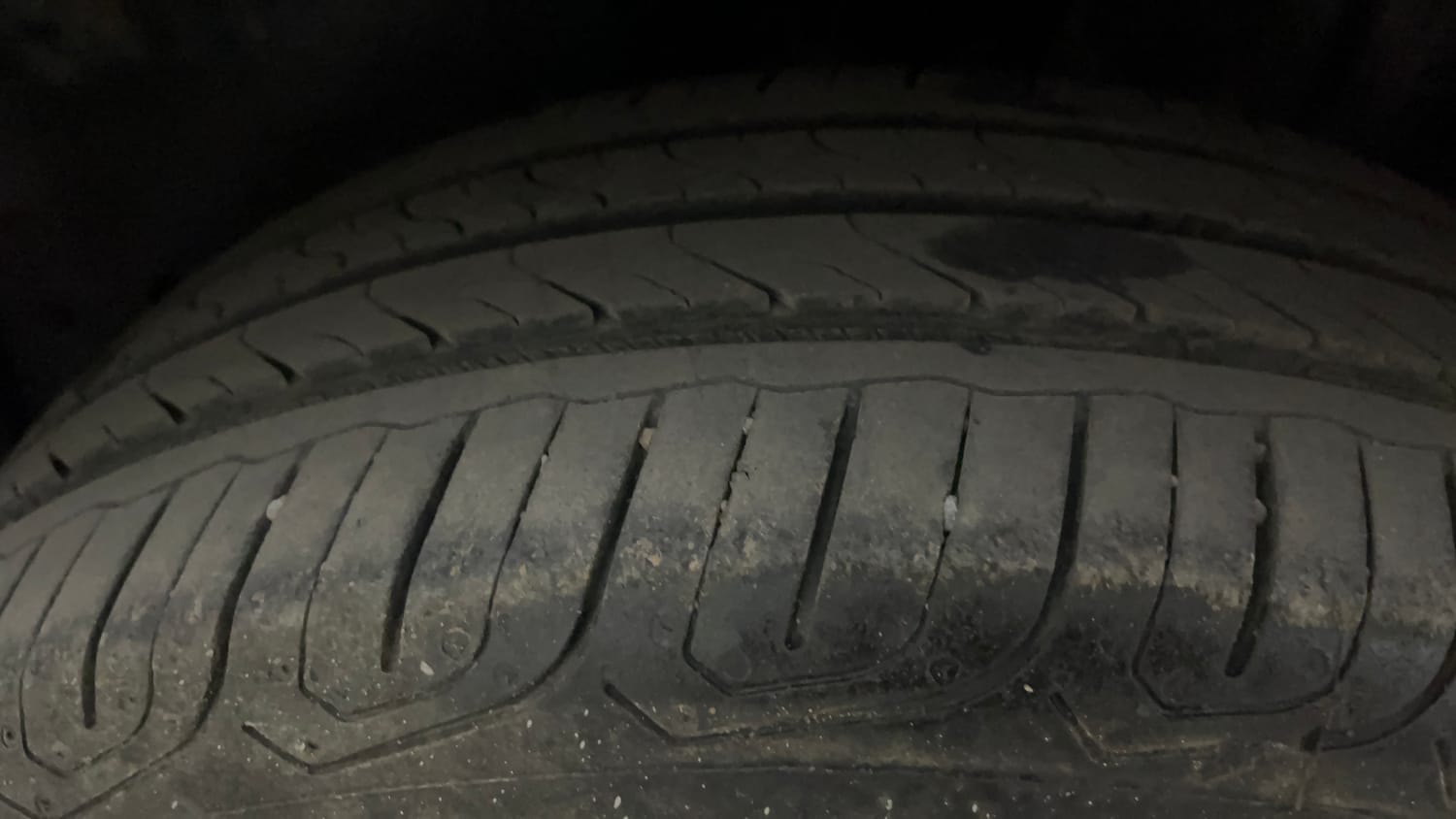 Used 2018 Skoda Rapid Style 1.5 TDI AT Diesel Automatic tyres LEFT REAR TYRE TREAD VIEW