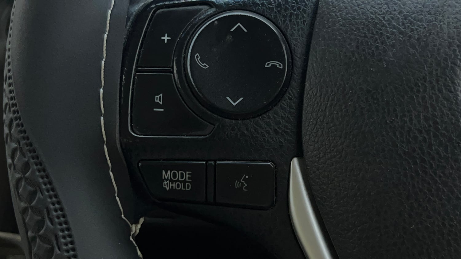 Used 2019 Toyota Corolla Altis VL CVT Petrol Petrol Automatic top_features Cruise control