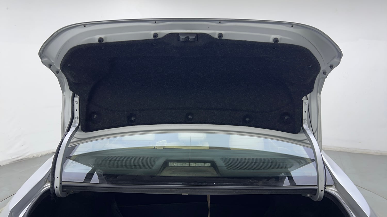 Used 2019 Toyota Corolla Altis VL CVT Petrol Petrol Automatic interior DICKY DOOR OPEN VIEW