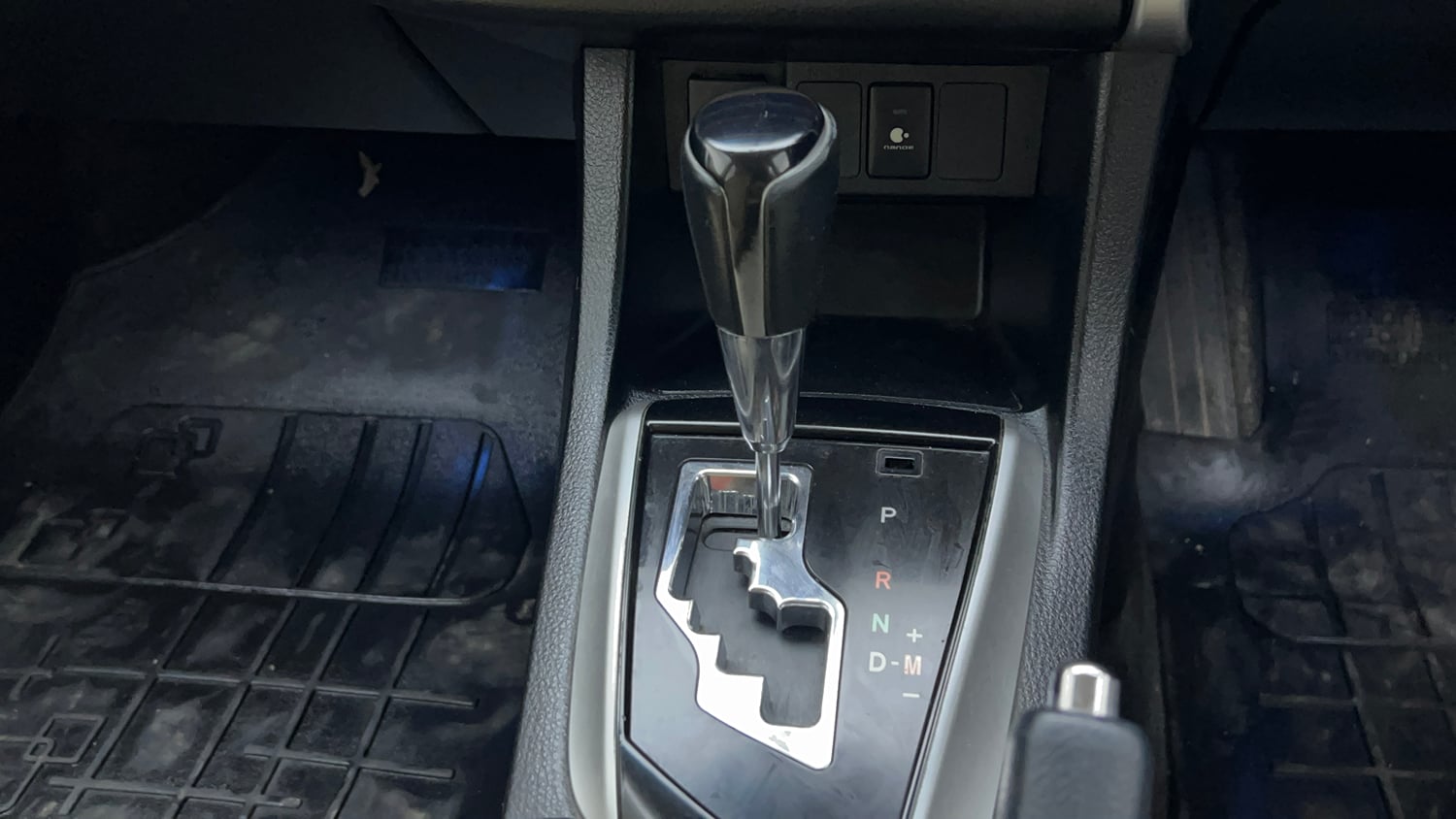 Used 2019 Toyota Corolla Altis VL CVT Petrol Petrol Automatic interior GEAR  KNOB VIEW