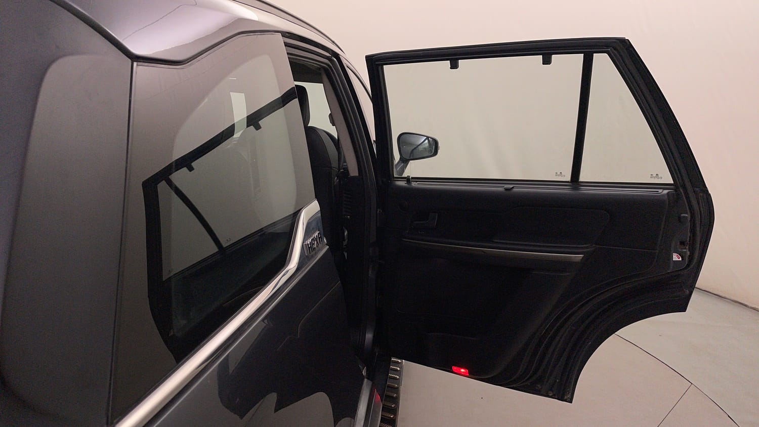 Used 2017 Tata Hexa XTA 4x2 6 STR Diesel Automatic interior RIGHT REAR DOOR OPEN VIEW