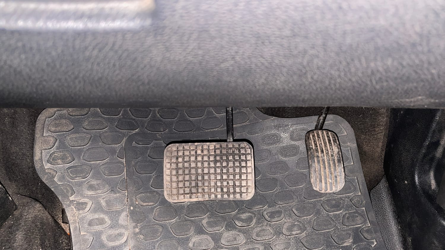 Used 2017 Tata Hexa XTA 4x2 6 STR Diesel Automatic interior PEDALS VIEW
