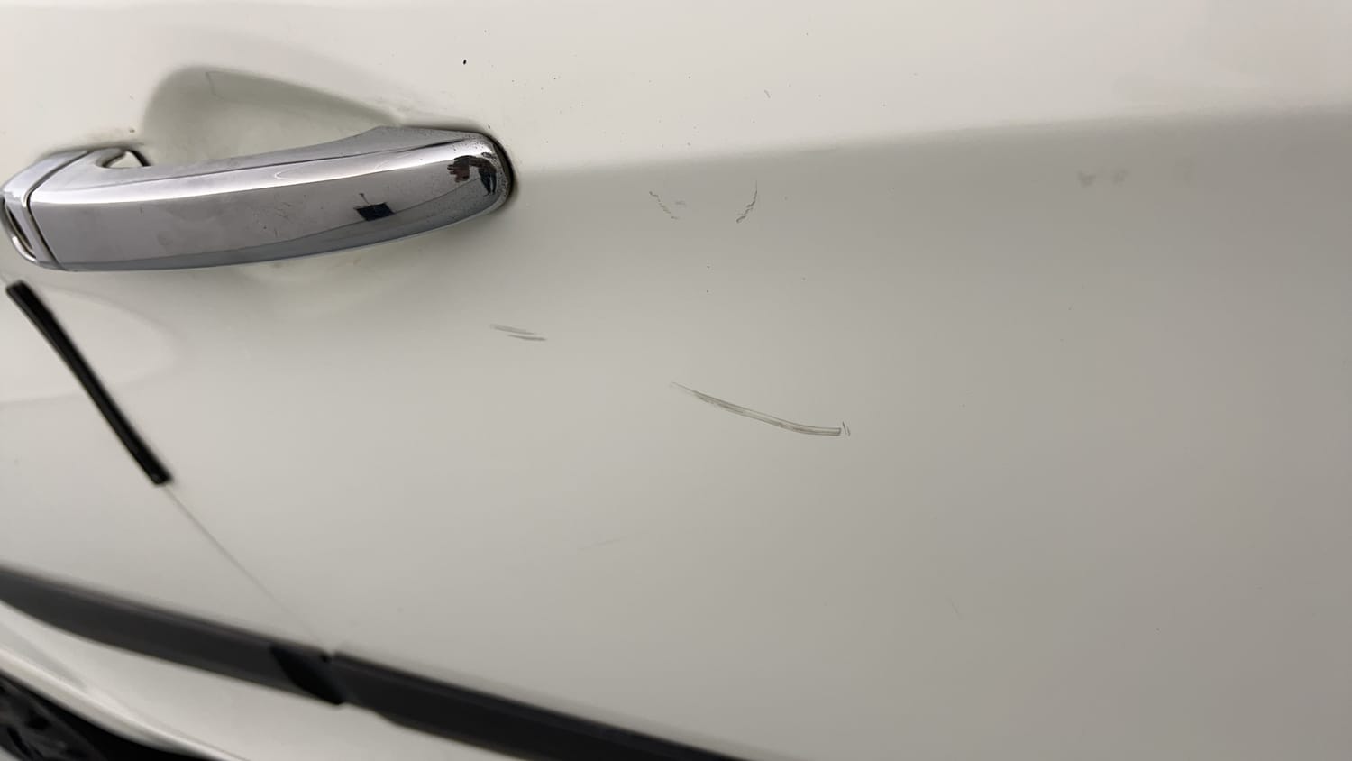 Used 2023 Tata Tiago XT Petrol Manual dents MINOR DENT