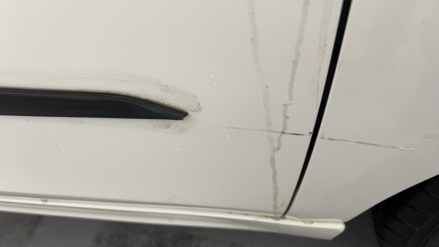 Used 2023 Tata Tiago XT Petrol Manual dents MINOR SCRATCH