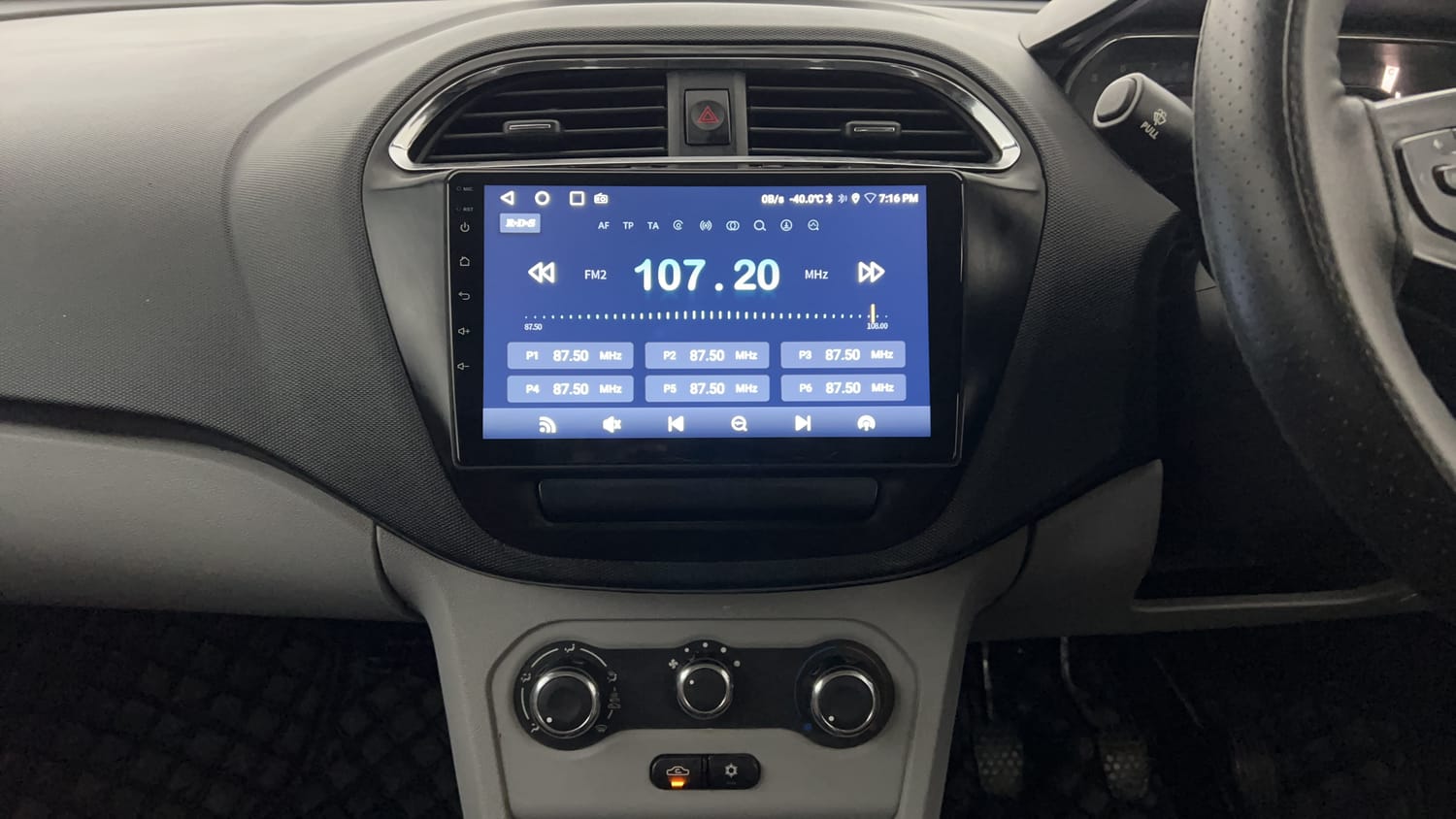 Used 2023 Tata Tiago XT Petrol Manual interior MUSIC SYSTEM & AC CONTROL VIEW