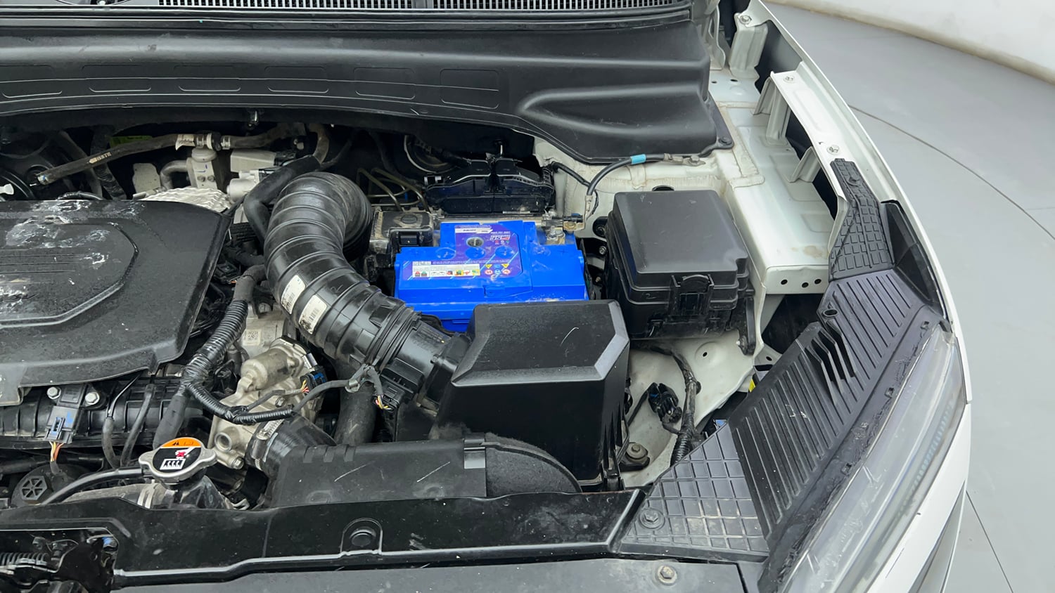 Used 2024 Hyundai Creta SX (O) 1.5 Diesel AT Knight Edition Diesel Automatic engine ENGINE LEFT SIDE VIEW