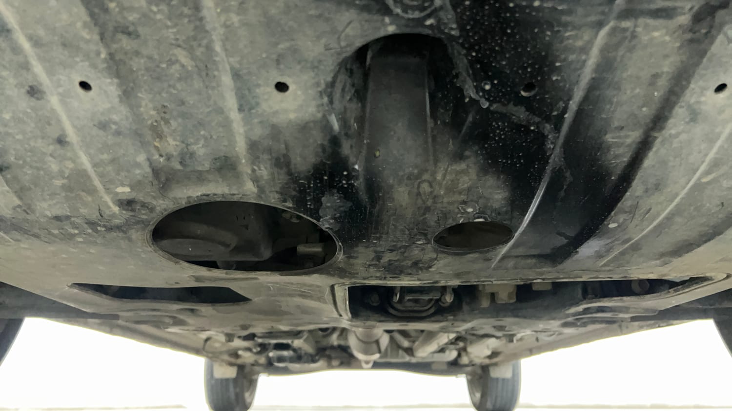 Used 2024 Hyundai Creta SX (O) 1.5 Diesel AT Knight Edition Diesel Automatic extra FRONT LEFT UNDERBODY VIEW