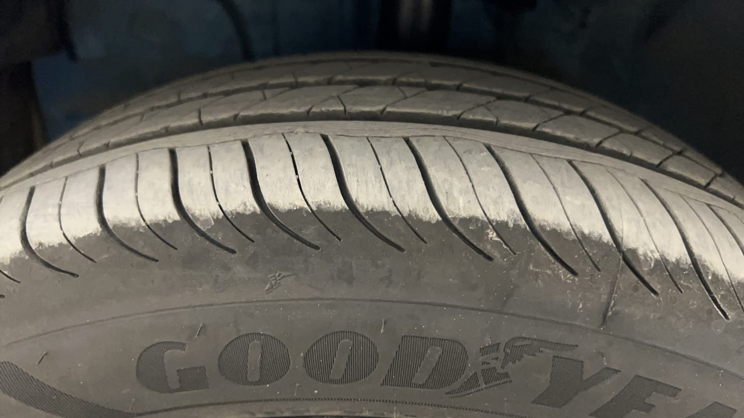 Used 2016 Toyota Etios Liva VD Diesel Manual tyres LEFT FRONT TYRE TREAD VIEW