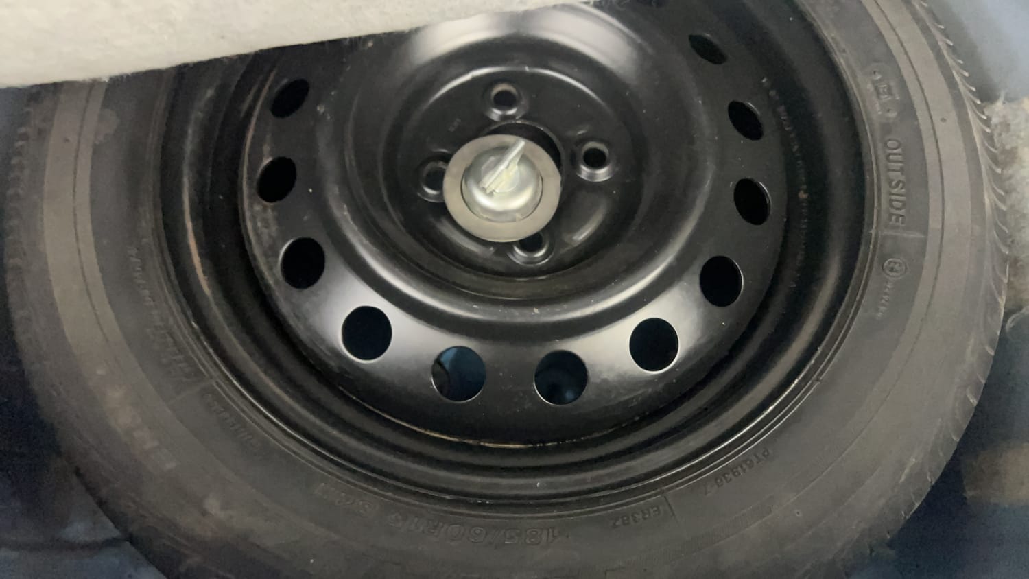 Used 2016 Toyota Etios Liva VD Diesel Manual tyres SPARE TYRE VIEW
