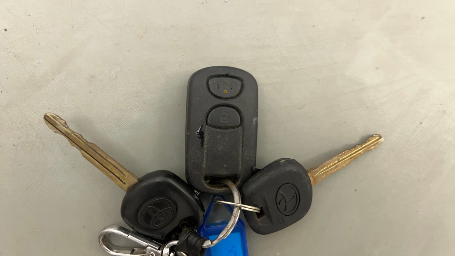 Used 2016 Toyota Etios Liva VD Diesel Manual extra CAR KEY VIEW