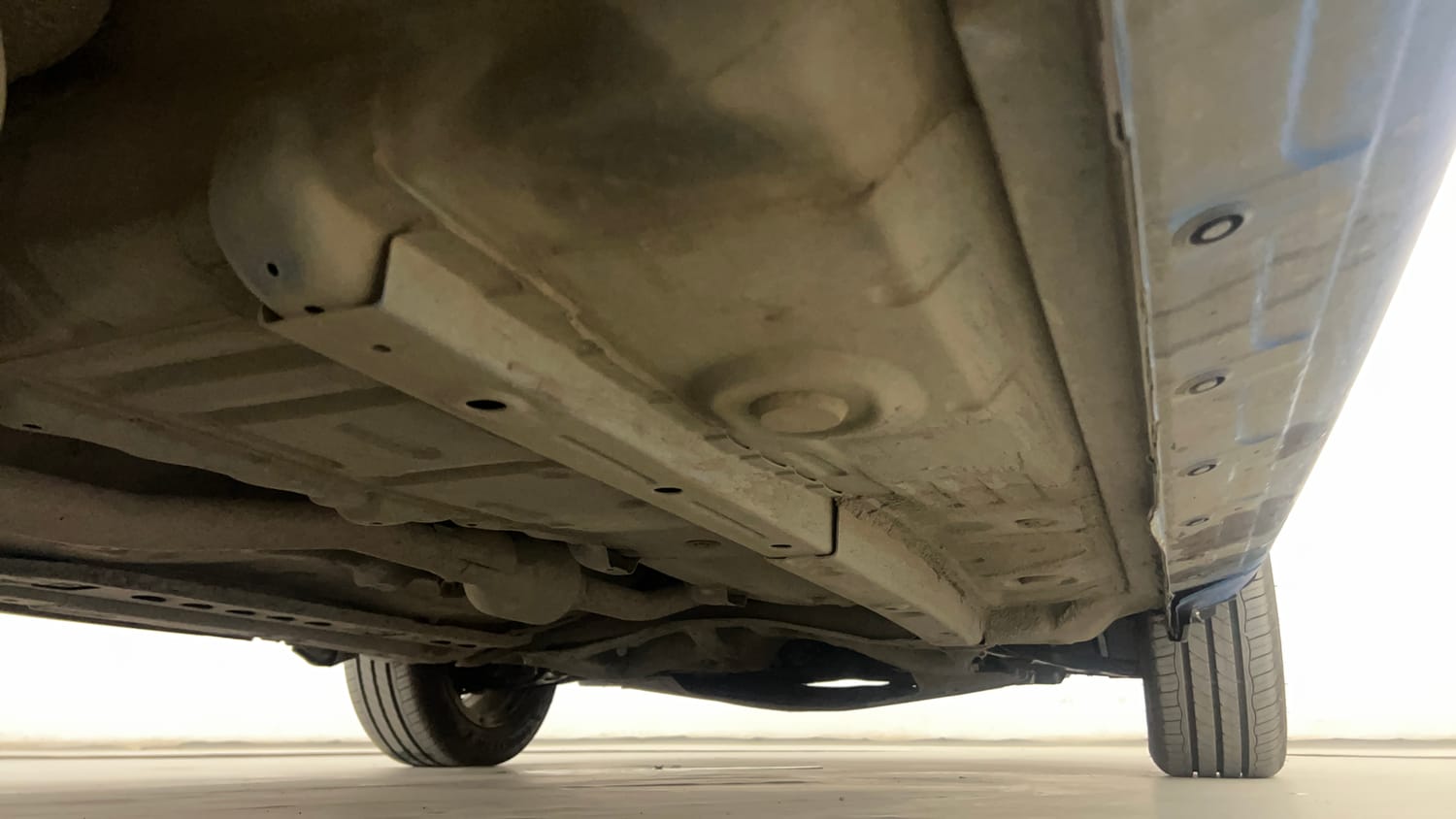 Used 2016 Toyota Etios Liva VD Diesel Manual extra REAR RIGHT UNDERBODY VIEW