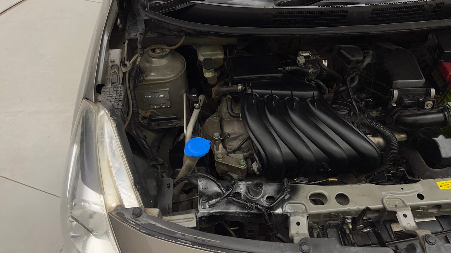 Used 2017 Nissan Sunny XV CVT Petrol Automatic engine ENGINE RIGHT SIDE VIEW