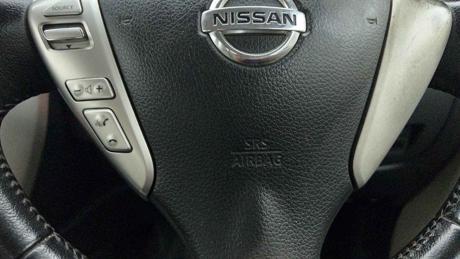Used 2017 Nissan Sunny XV CVT Petrol Automatic top_features Airbags