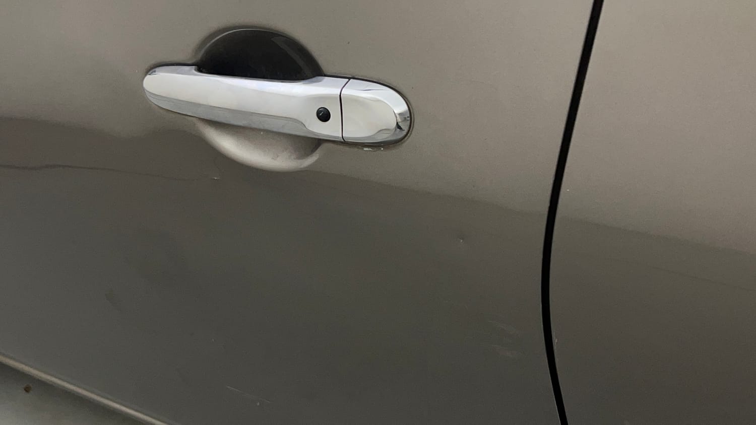 Used 2017 Nissan Sunny XV CVT Petrol Automatic dents MINOR DENT
