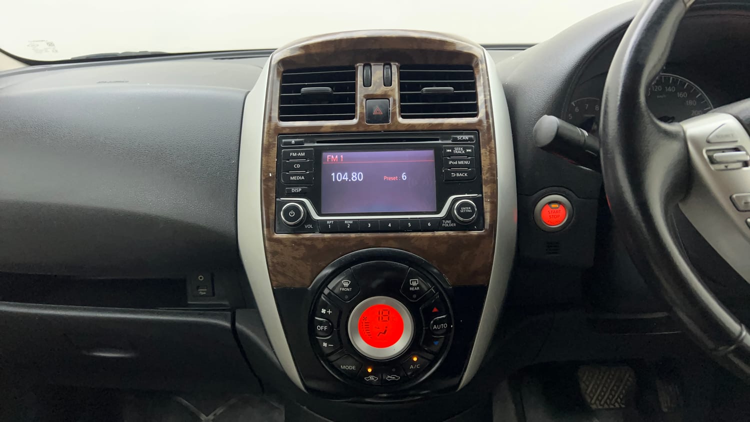 Used 2017 Nissan Sunny XV CVT Petrol Automatic interior MUSIC SYSTEM & AC CONTROL VIEW