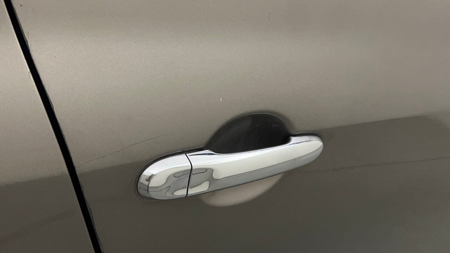 Used 2017 Nissan Sunny XV CVT Petrol Automatic dents MINOR SCRATCH