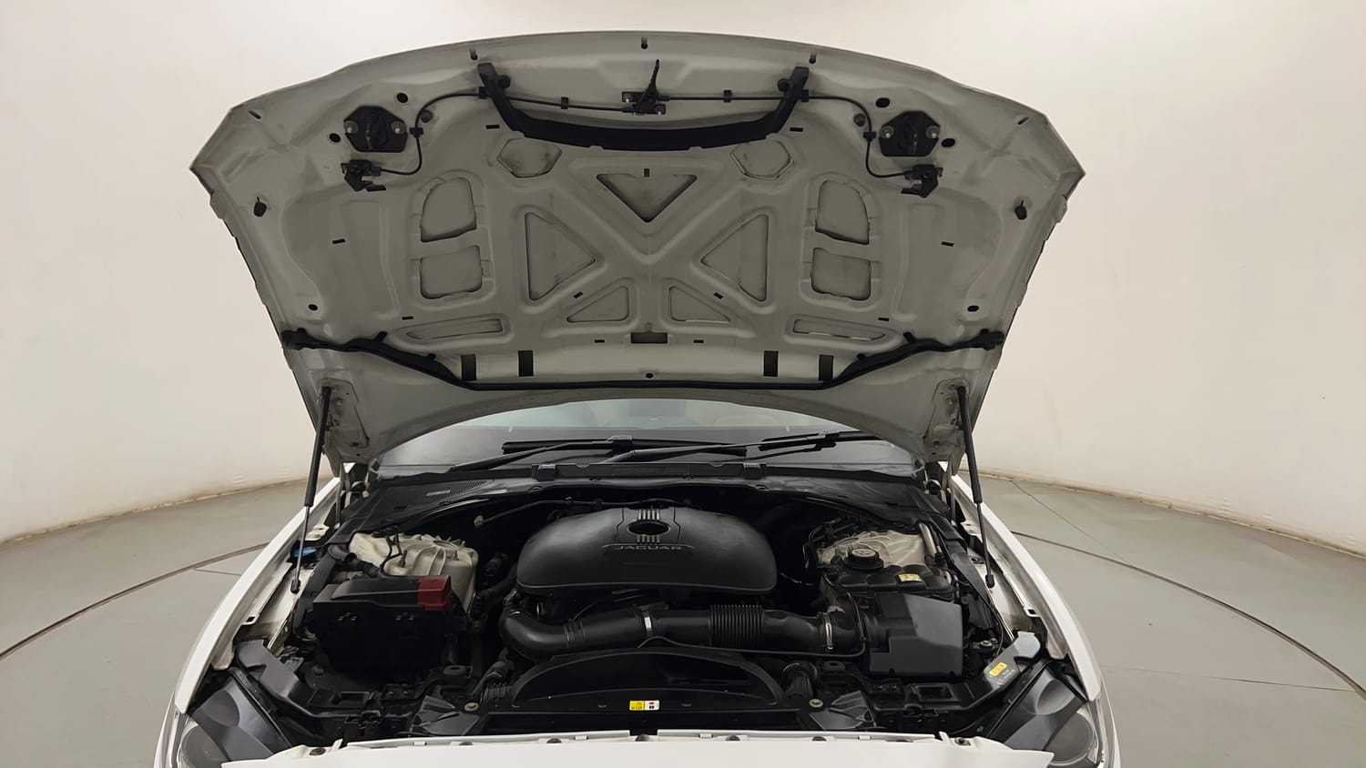 Used 2017 Jaguar XE Prestige Petrol Automatic engine ENGINE & BONNET OPEN FRONT VIEW