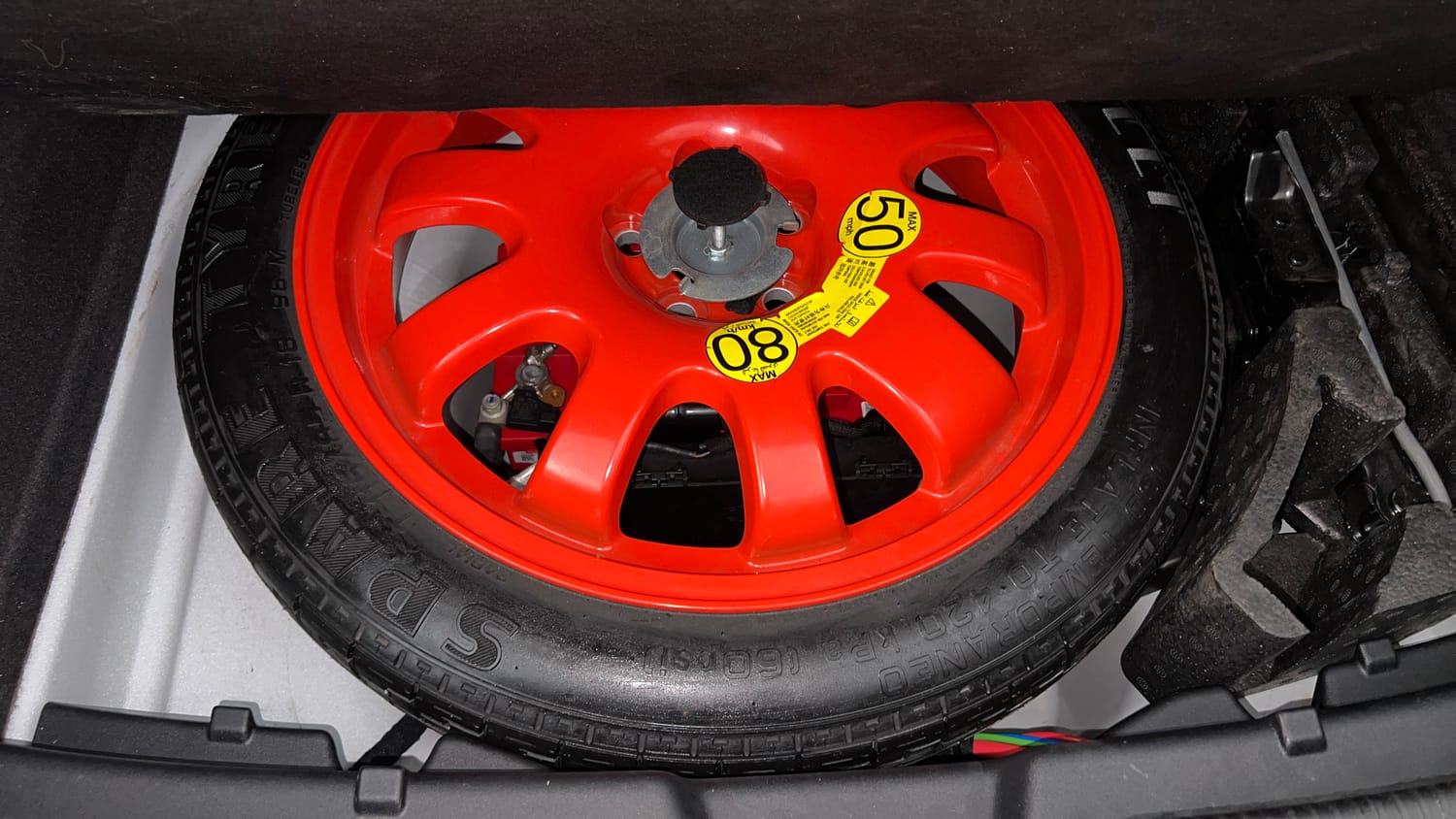 Used 2017 Jaguar XE Prestige Petrol Automatic tyres SPARE TYRE VIEW