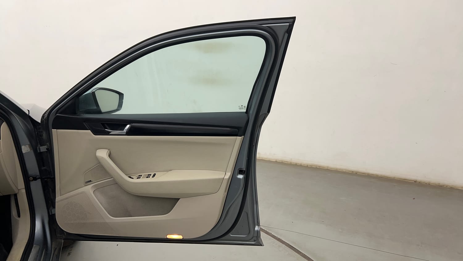 Used 2018 Skoda Superb L&K TSI AT Petrol Automatic interior RIGHT FRONT DOOR OPEN VIEW