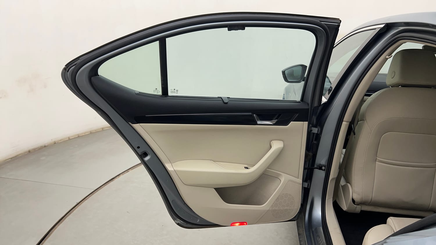 Used 2018 Skoda Superb L&K TSI AT Petrol Automatic interior LEFT REAR DOOR OPEN VIEW