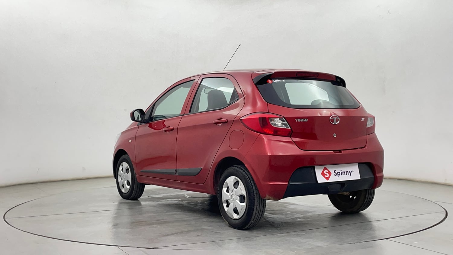 Used 2017 Tata Tiago Revotron XT Petrol Manual exterior LEFT REAR CORNER VIEW