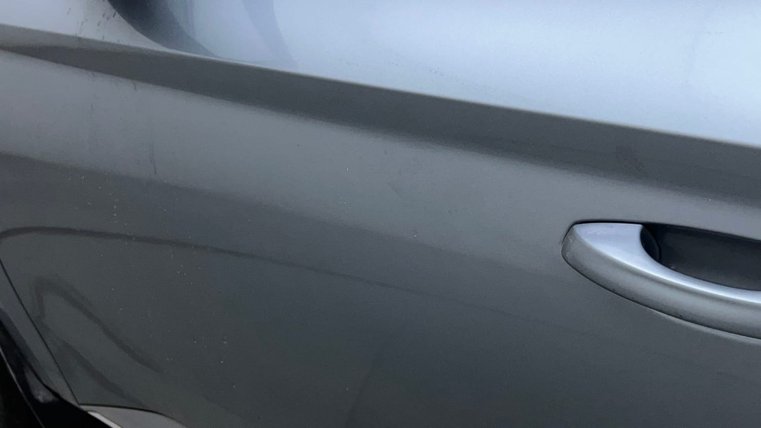 Used 2018 Skoda Superb L&K TSI AT Petrol Automatic dents MINOR SCRATCH