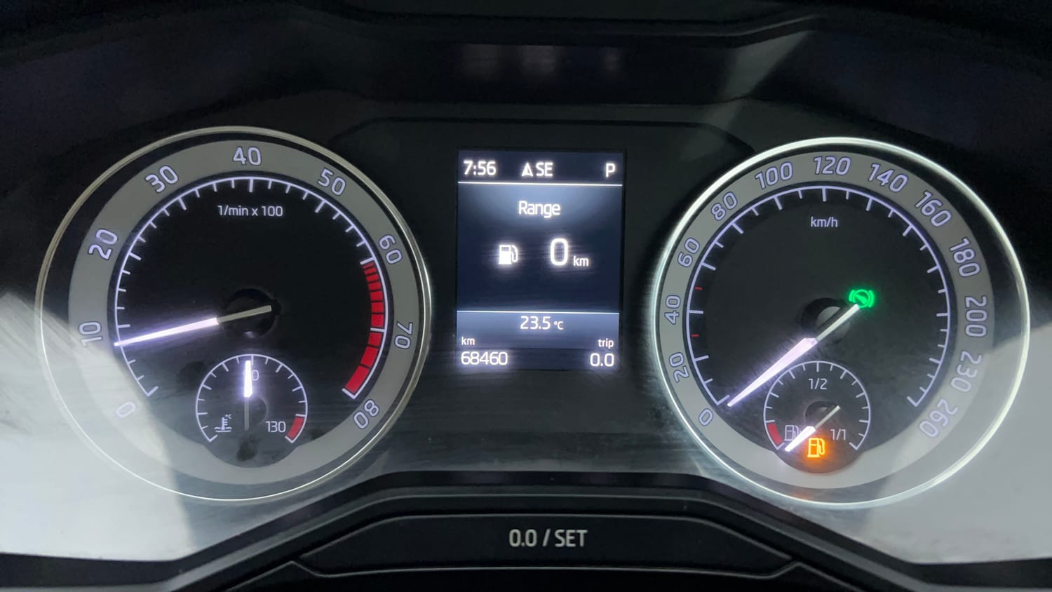 Used 2018 Skoda Superb L&K TSI AT Petrol Automatic interior CLUSTERMETER VIEW