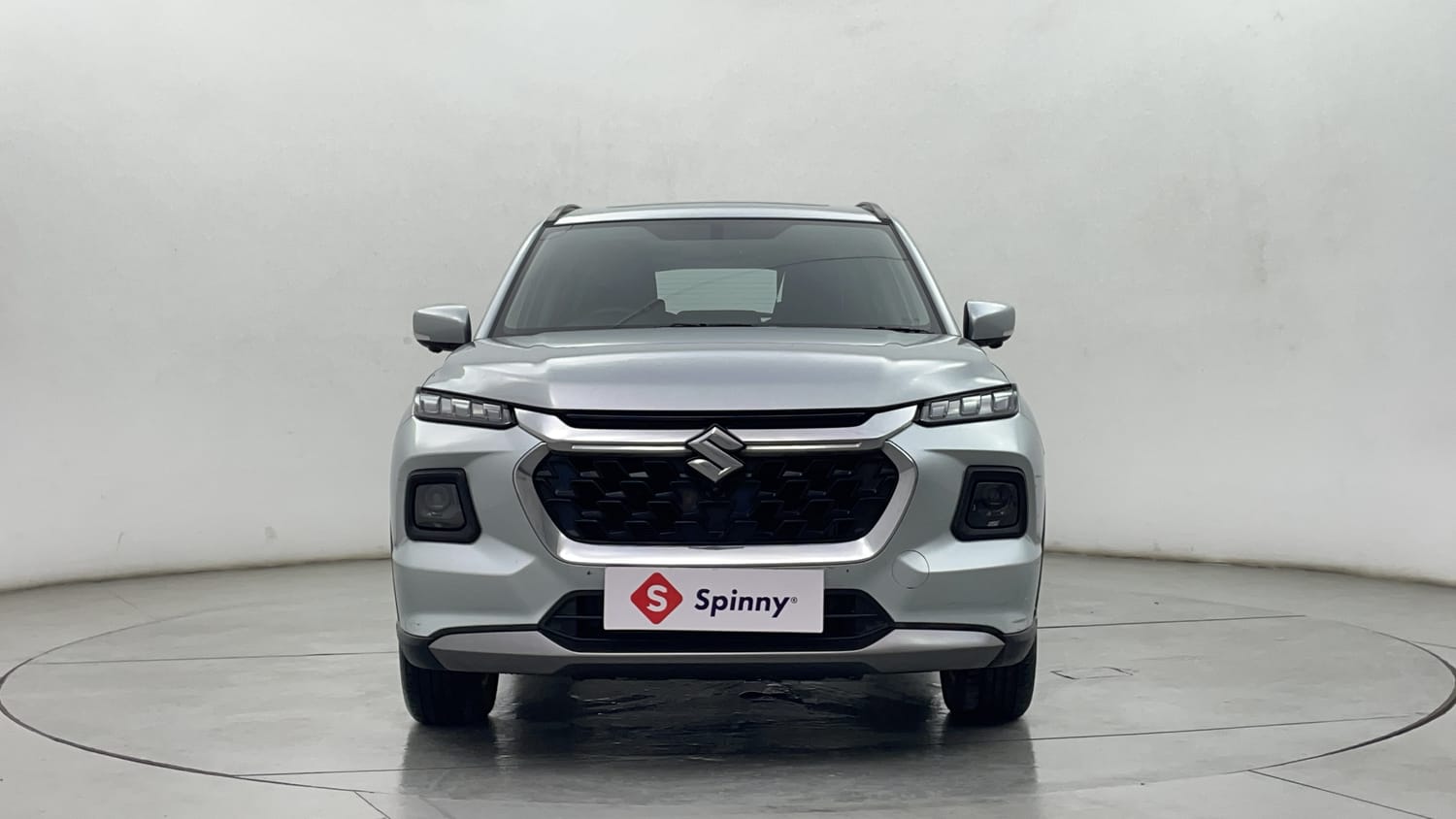 Used 2023 Maruti Suzuki Grand Vitara Alpha Smart Hybrid AllGrip Petrol Manual exterior FRONT VIEW