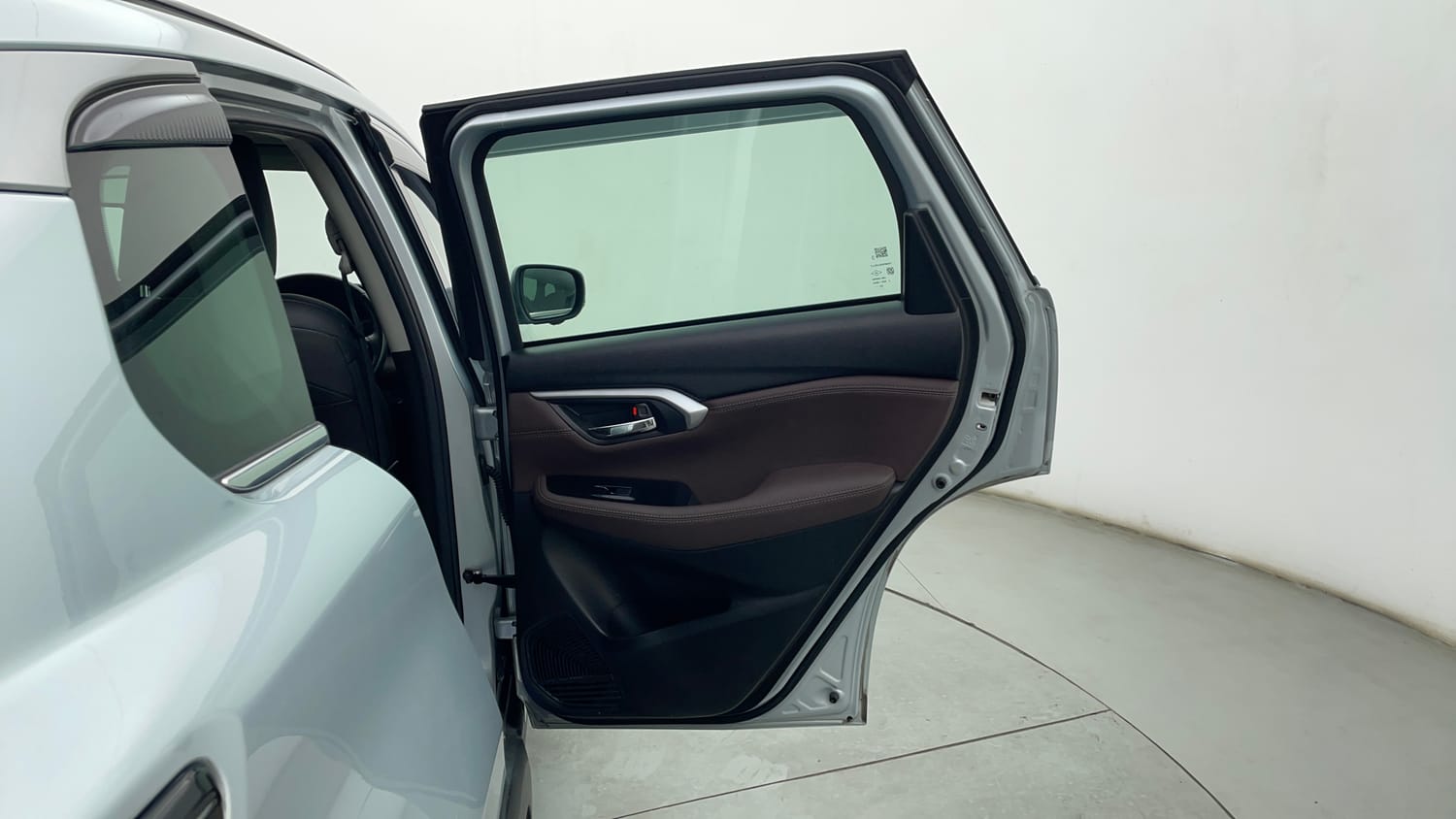 Used 2023 Maruti Suzuki Grand Vitara Alpha Smart Hybrid AllGrip Petrol Manual interior RIGHT REAR DOOR OPEN VIEW