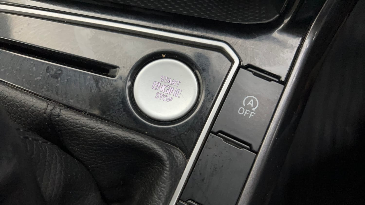Used 2022 Volkswagen Virtus GT Plus 1.5 TSI EVO DSG Petrol Automatic top_features Keyless start