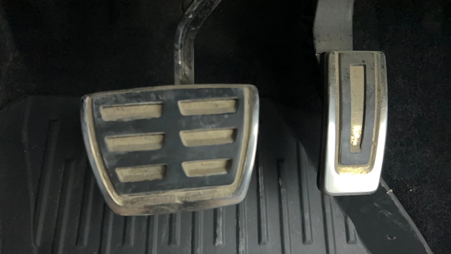 Used 2022 Volkswagen Virtus GT Plus 1.5 TSI EVO DSG Petrol Automatic interior PEDALS VIEW