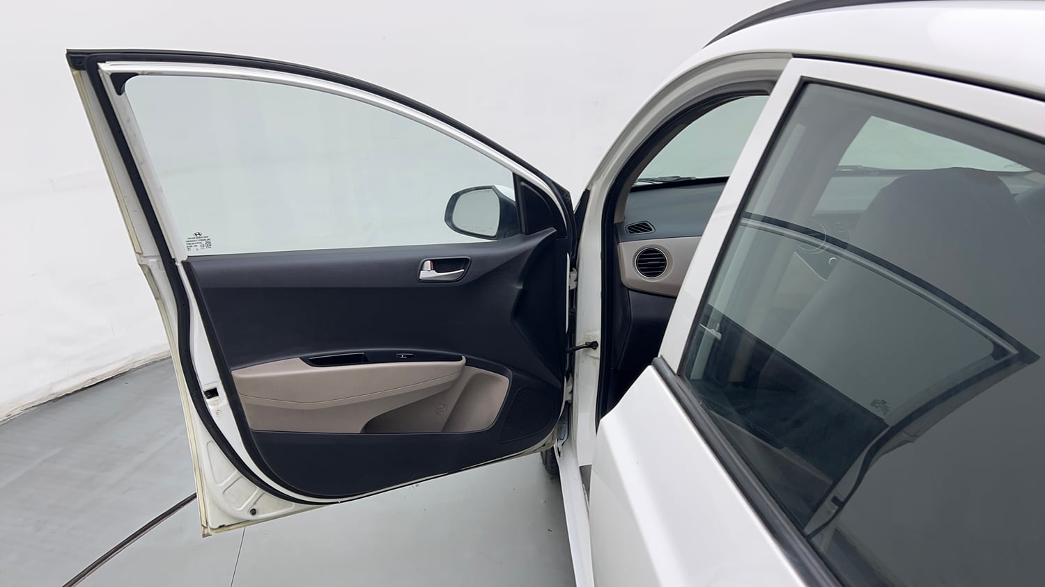 Used 2015 Hyundai Grand i10 Sportz 1.2 Kappa VTVT Petrol Manual interior LEFT FRONT DOOR OPEN VIEW