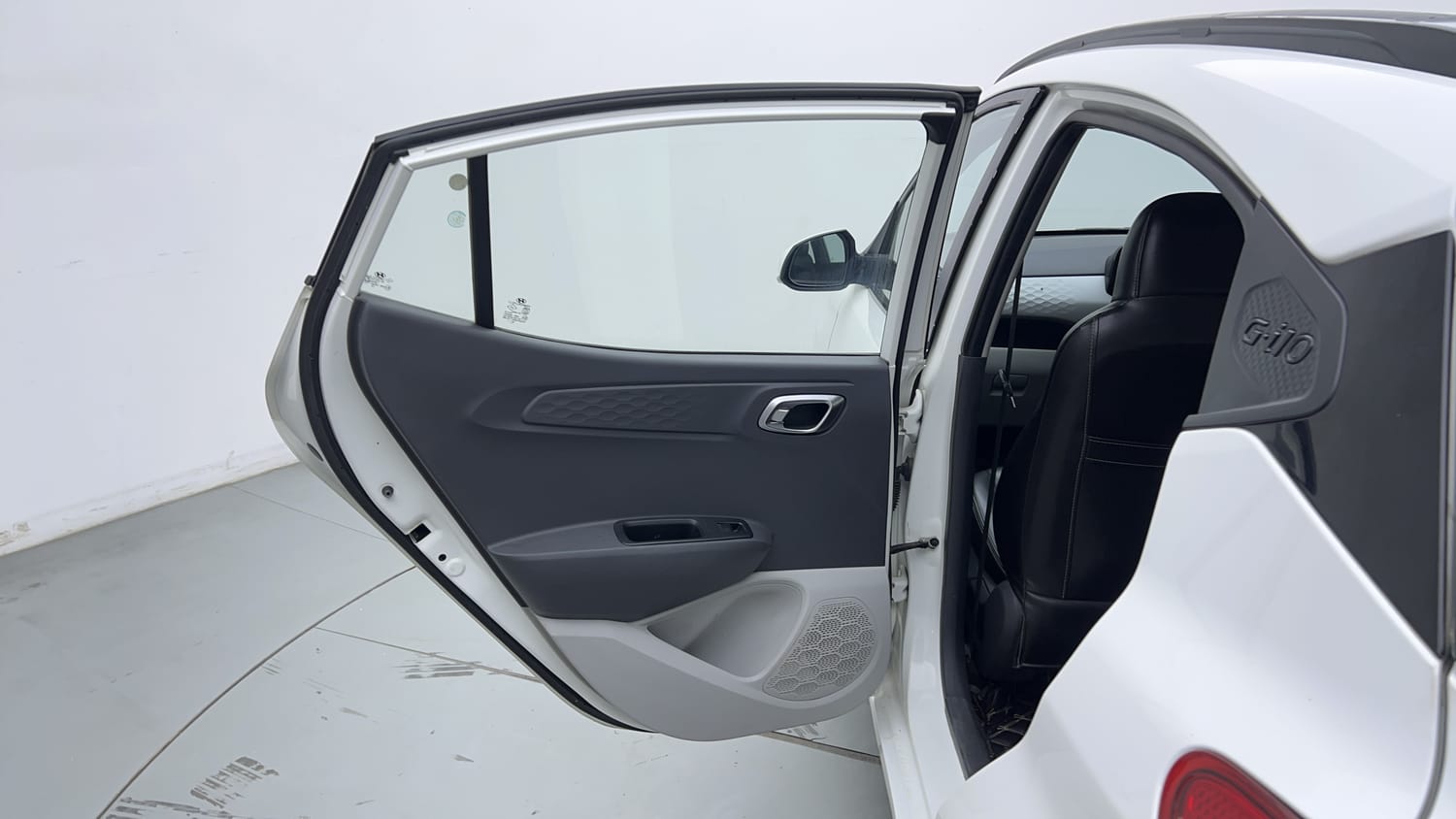 Used 2021 Hyundai Grand i10 Nios Sportz U2 1.2 CRDi Diesel Manual interior LEFT REAR DOOR OPEN VIEW