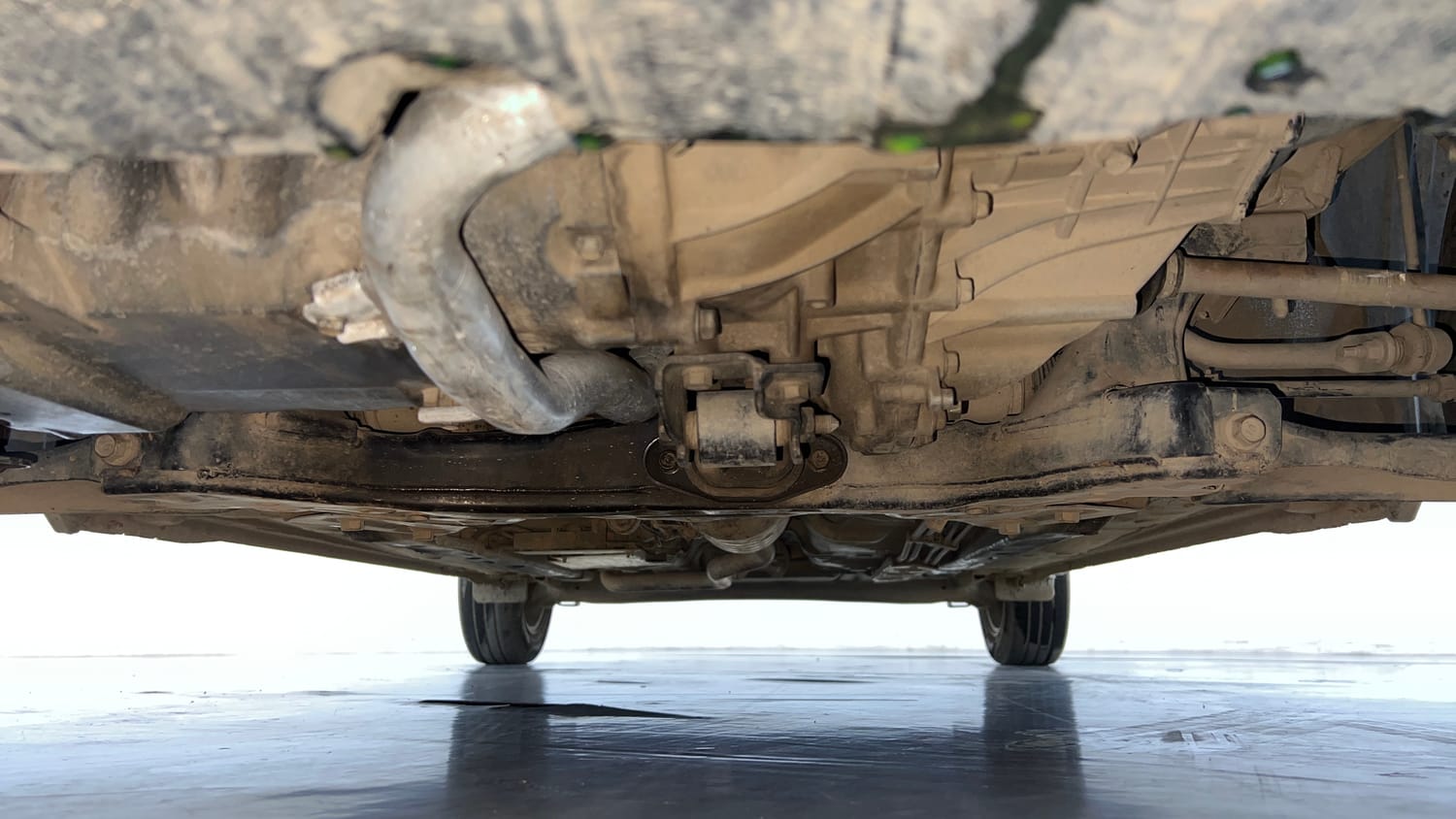 Used 2021 Hyundai Grand i10 Nios Sportz U2 1.2 CRDi Diesel Manual extra FRONT LEFT UNDERBODY VIEW