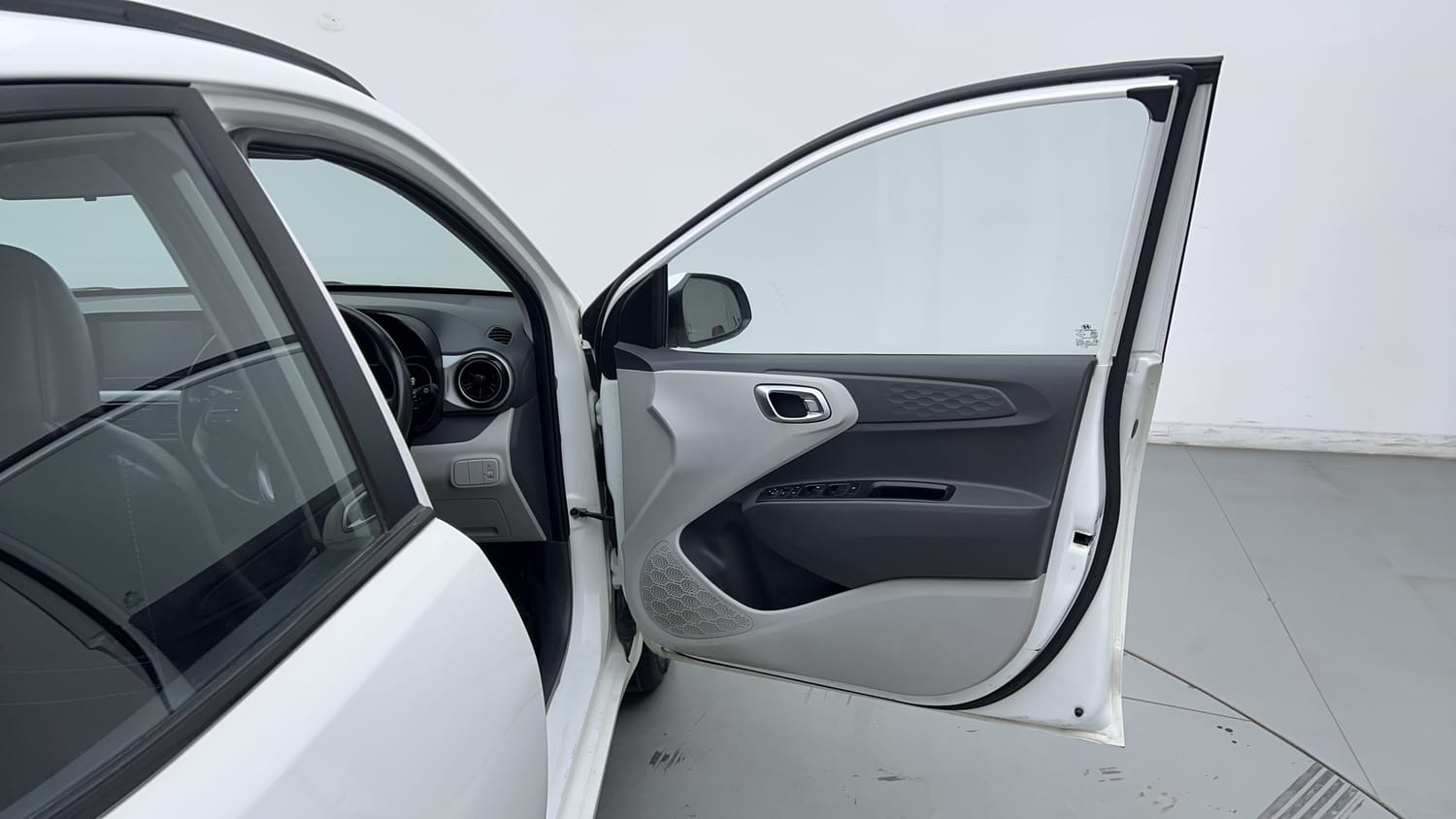 Used 2021 Hyundai Grand i10 Nios Sportz U2 1.2 CRDi Diesel Manual interior RIGHT FRONT DOOR OPEN VIEW