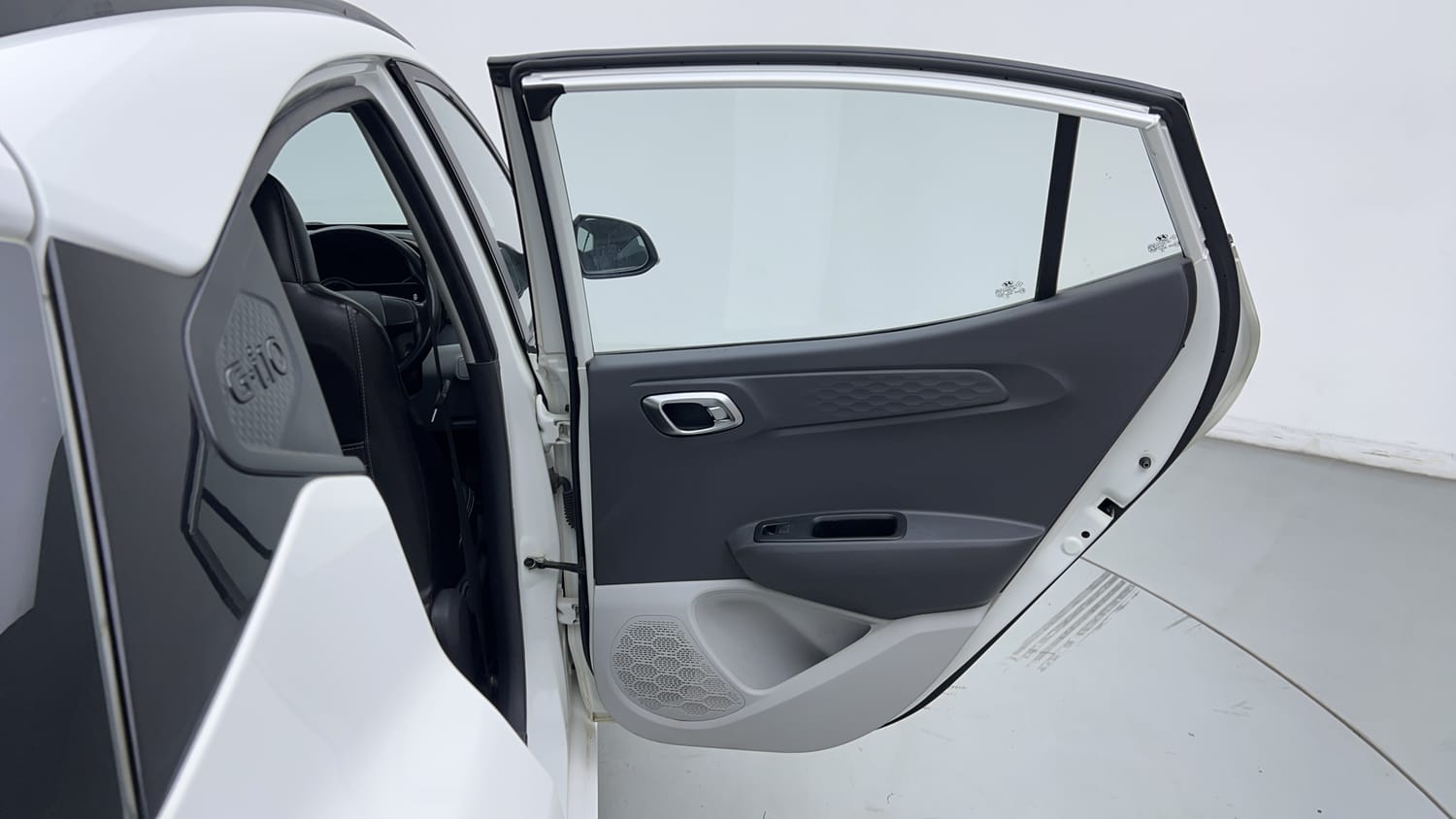 Used 2021 Hyundai Grand i10 Nios Sportz U2 1.2 CRDi Diesel Manual interior RIGHT REAR DOOR OPEN VIEW