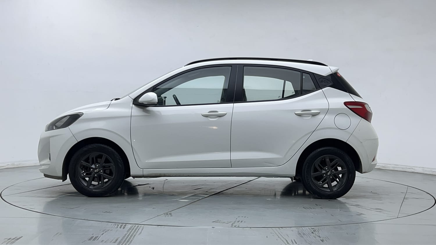 Used 2021 Hyundai Grand i10 Nios Sportz U2 1.2 CRDi Diesel Manual exterior LEFT SIDE VIEW