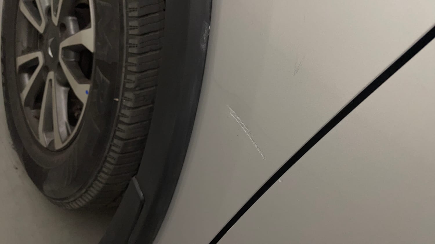 Used 2023 Mahindra Scorpio N Z8 L Petrol MT 7 STR Petrol Manual dents MINOR SCRATCH