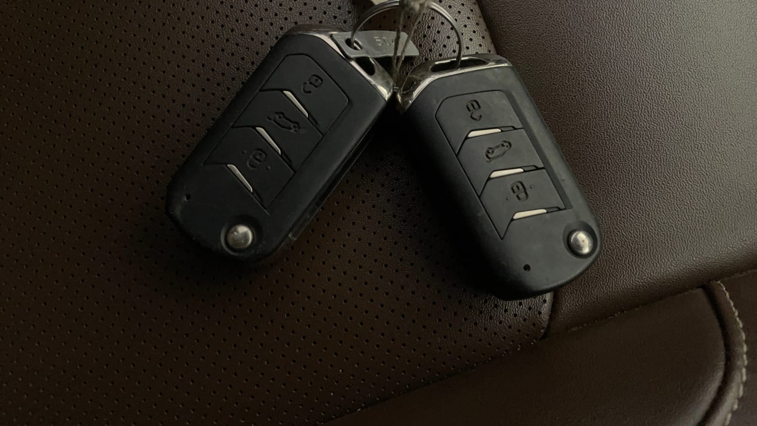 Used 2023 Mahindra Scorpio N Z8 L Petrol MT 7 STR Petrol Manual extra CAR KEY VIEW