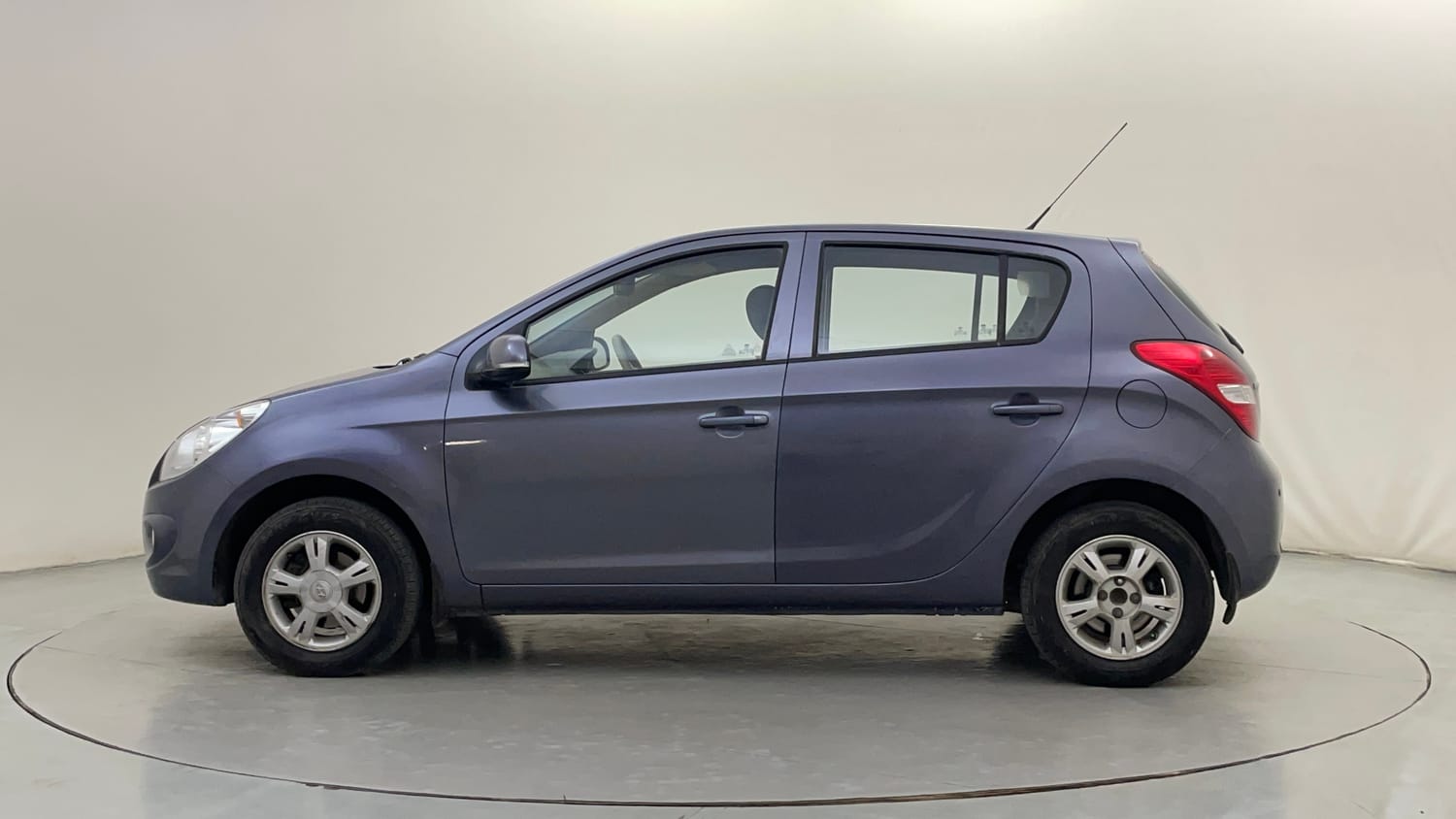 Used 2011 Hyundai i20 Asta 1.4 AT Petrol Automatic exterior LEFT SIDE VIEW