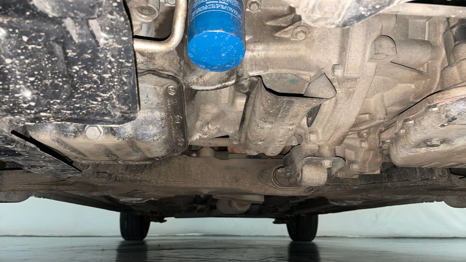 Used 2011 Hyundai i20 Asta 1.4 AT Petrol Automatic extra FRONT LEFT UNDERBODY VIEW