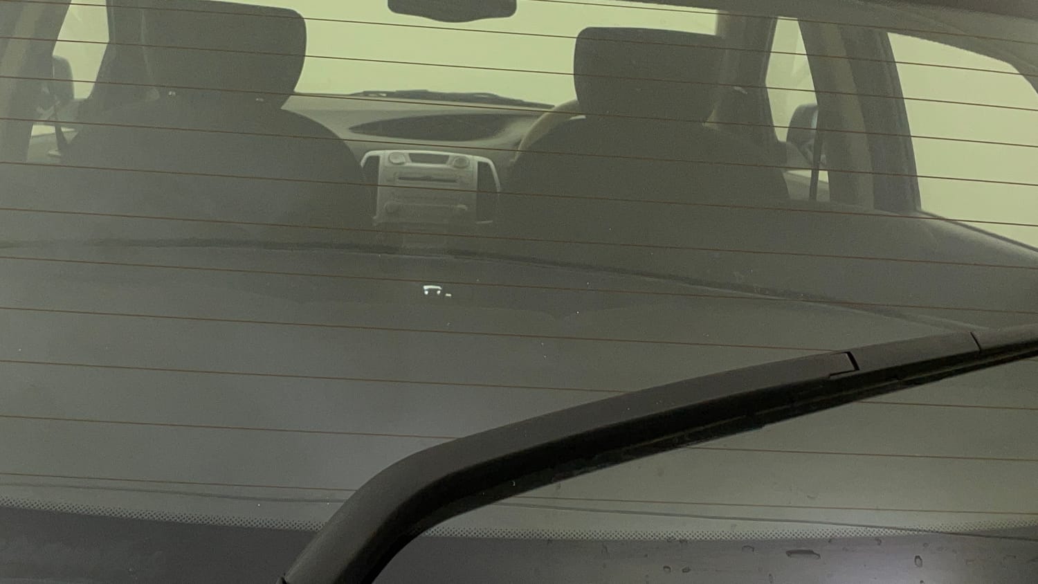 Used 2011 Hyundai i20 Asta 1.4 AT Petrol Automatic top_features Rear wiper