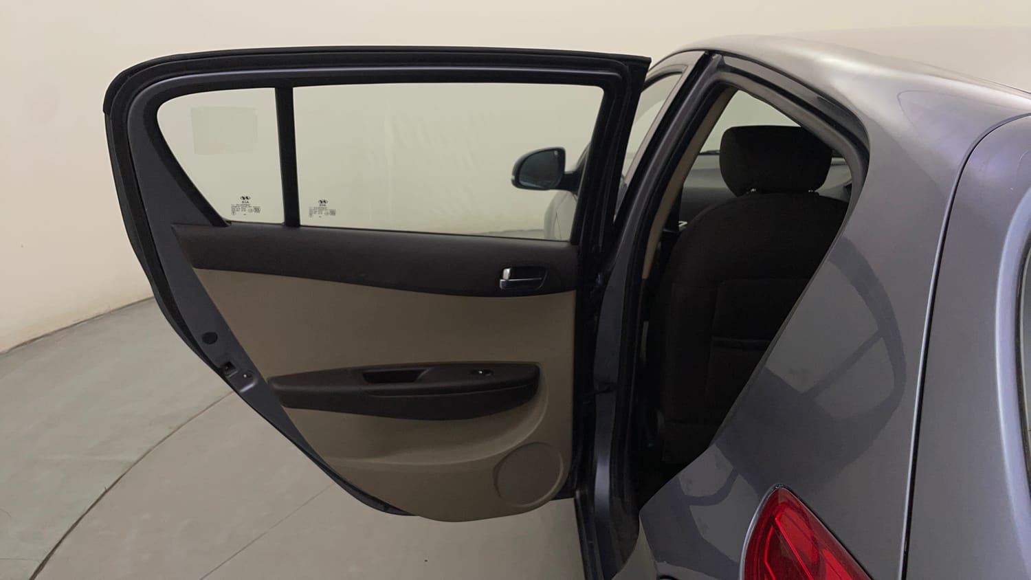 Used 2011 Hyundai i20 Asta 1.4 AT Petrol Automatic interior LEFT REAR DOOR OPEN VIEW