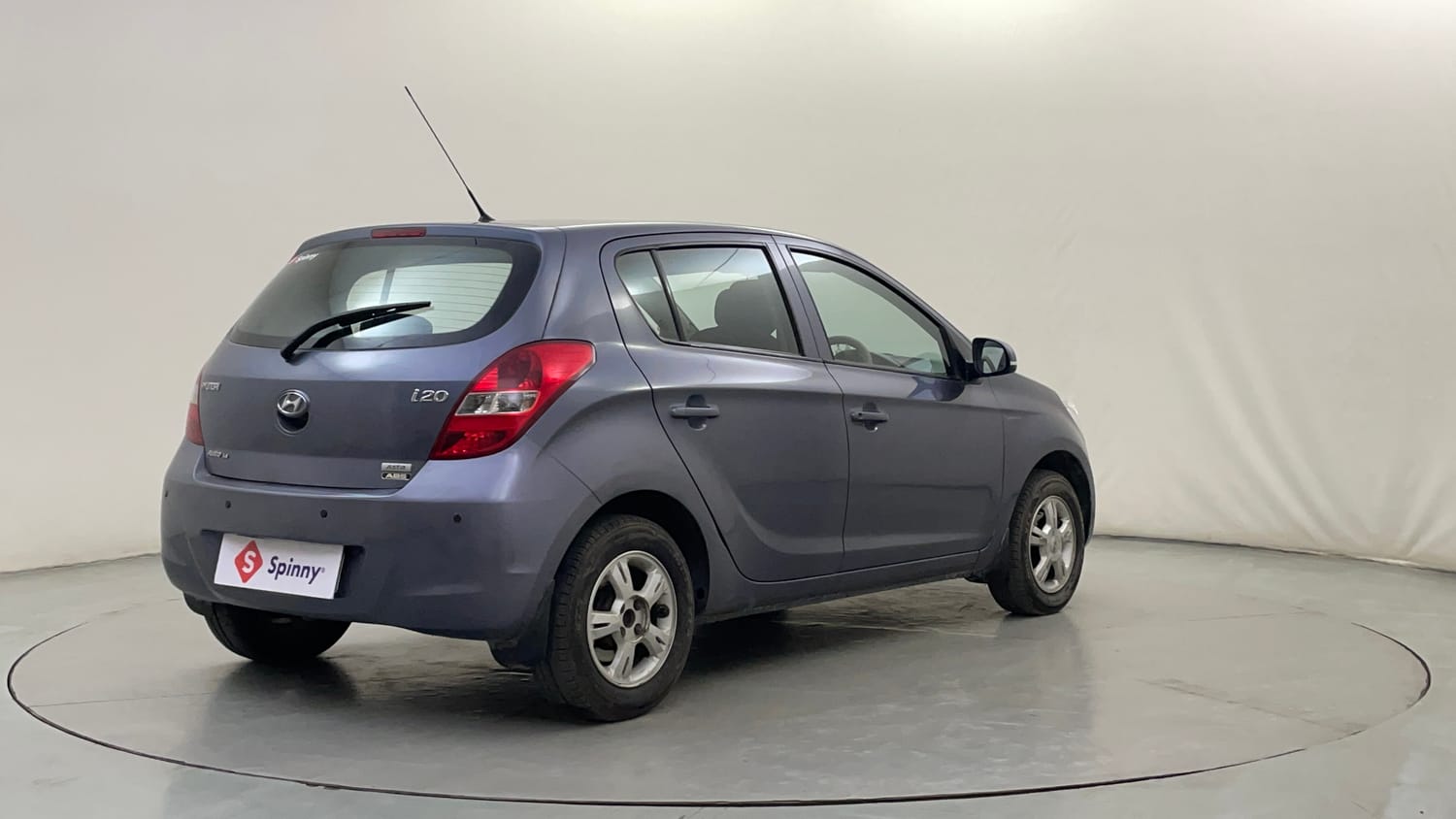 Used 2011 Hyundai i20 Asta 1.4 AT Petrol Automatic exterior RIGHT REAR CORNER VIEW