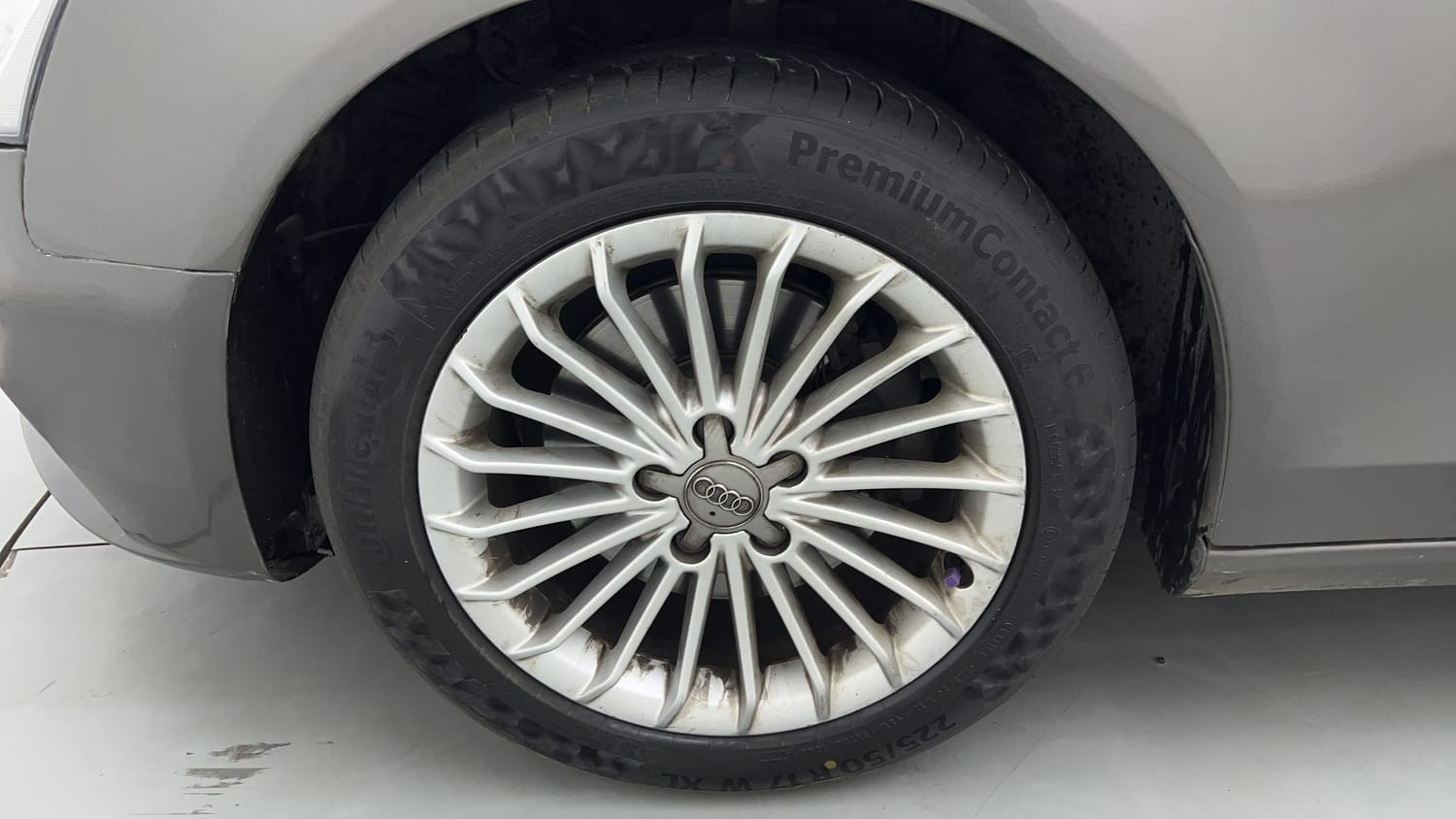 Used 2016 Audi A4 2.0 TDI (177bhp) Premium Plus Diesel Automatic tyres LEFT FRONT TYRE RIM VIEW