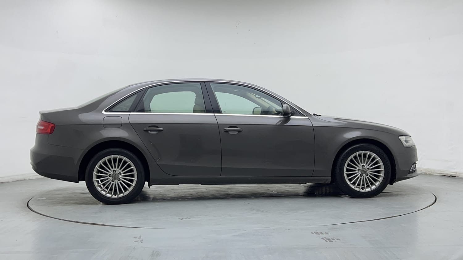 Used 2016 Audi A4 2.0 TDI (177bhp) Premium Plus Diesel Automatic exterior RIGHT SIDE VIEW